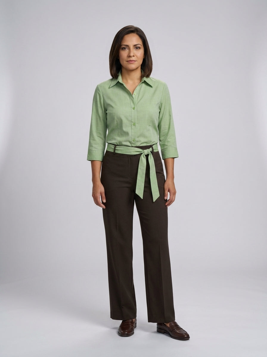 Blusa Verde Ejecutiva Manga 3/4 para Recepcionista de Hotel