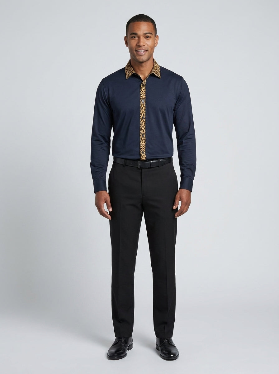 Camisa azul marino manga larga con cuello camisero y franja central en contraste estampado para dealer de casino.