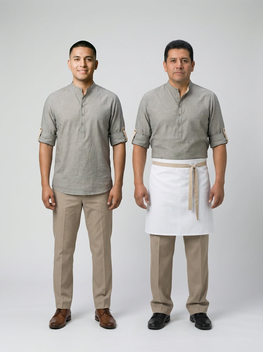 Dos caballeros con camisa gris olivo de cuello mao y botonadura con vivo beige para mesero de restaurante.