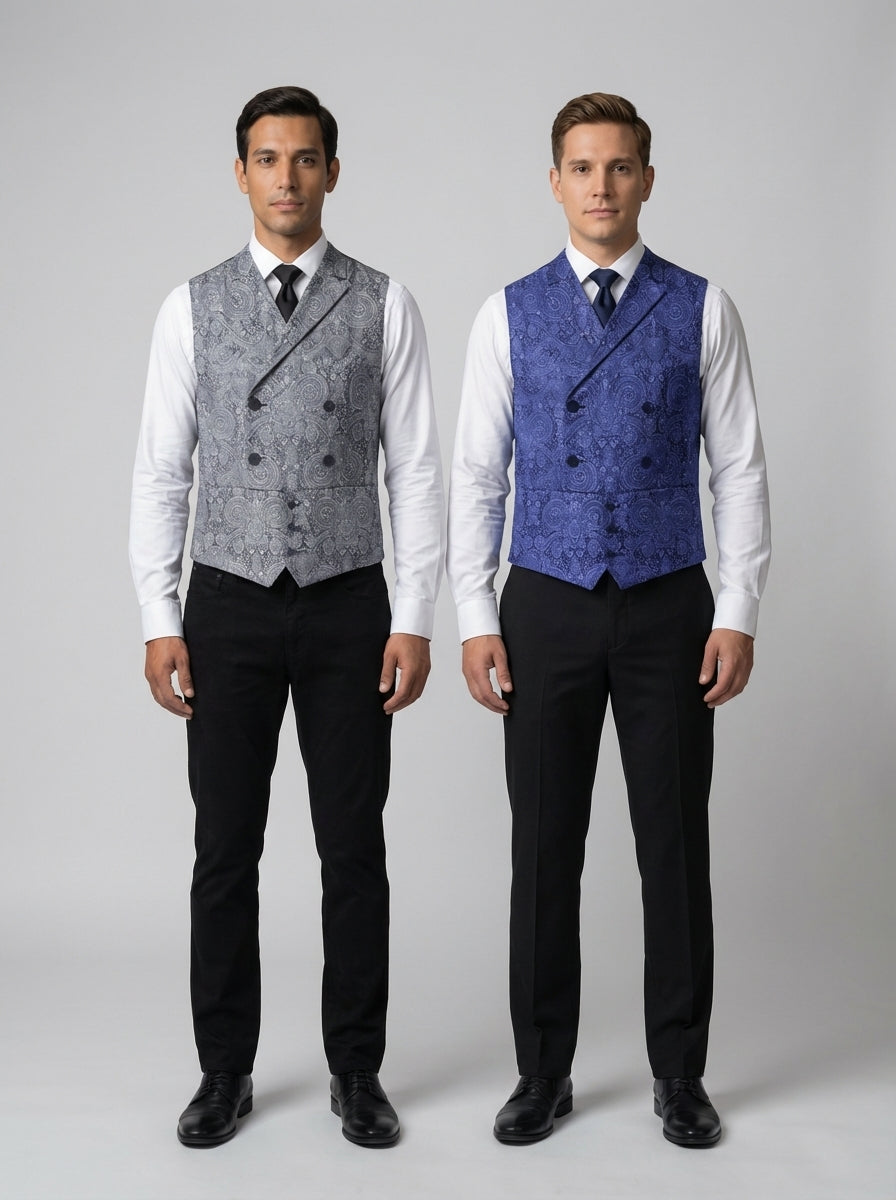 Dos caballeros con chaleco paisley gris y azul rey de solapa chal y doble botonadura para valet y concierge de hotel.